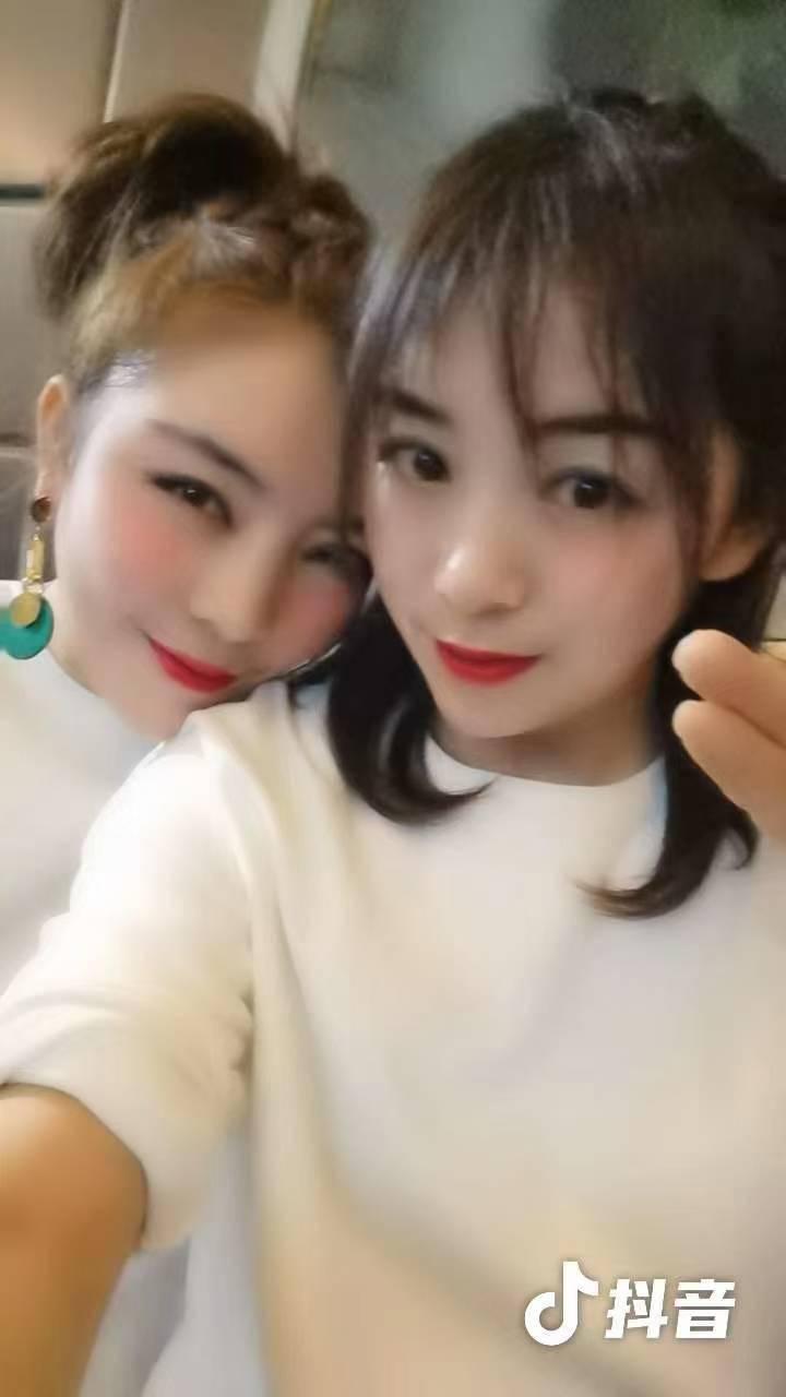 身材好迷人小少妇让你感受手的温度